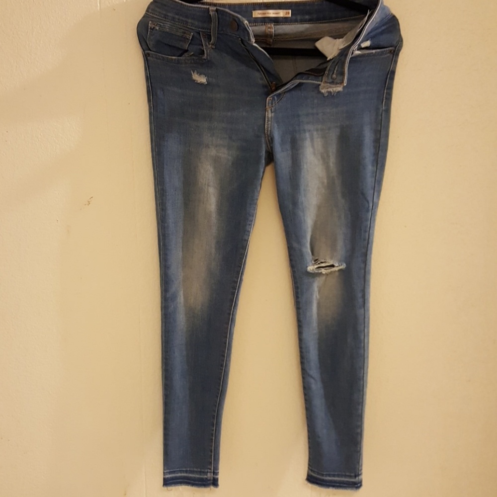 Women's levis